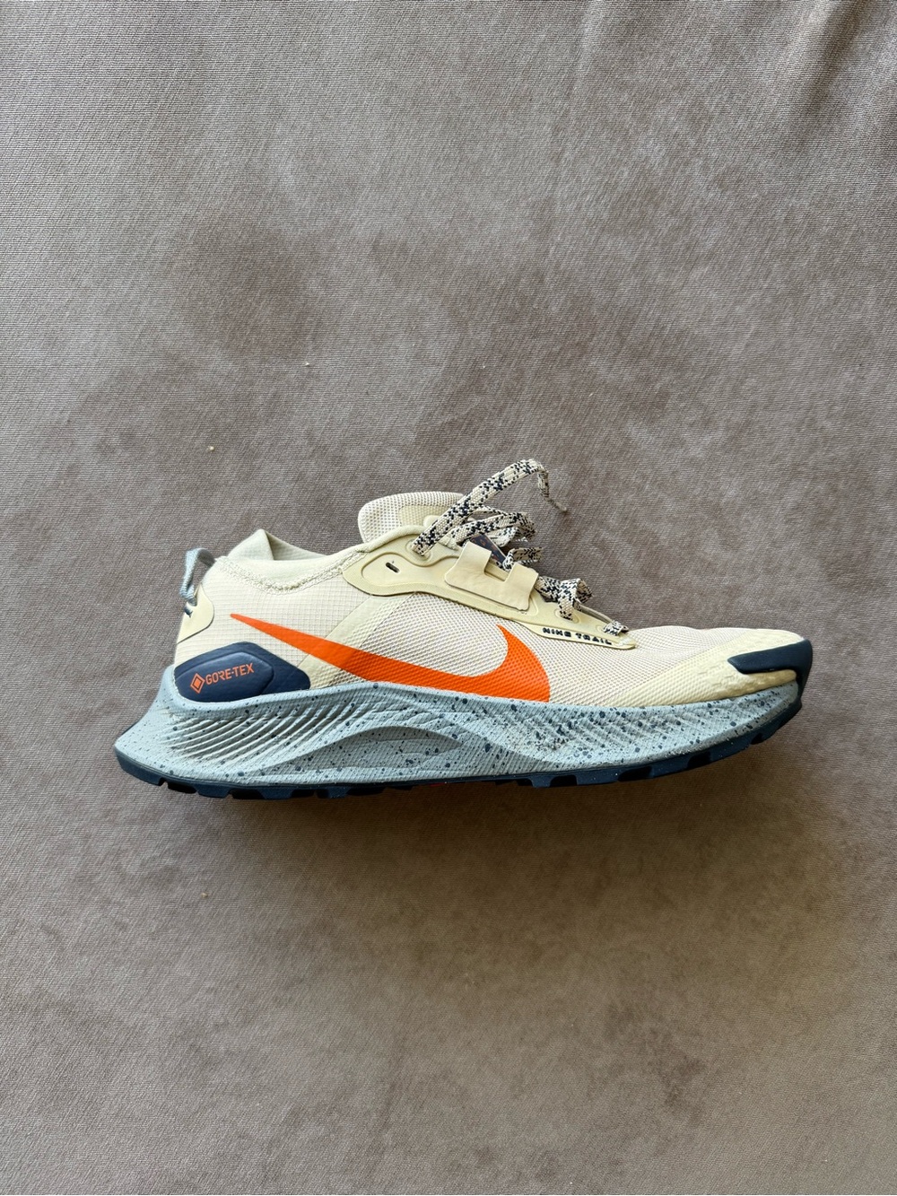 Nike Pegasus Trail 3 GORE-TEX shoes - Rattan Campfire Orange - size 7